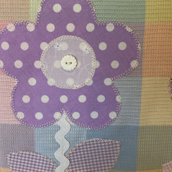Pastel Fabric Appliqué Framed Flower Picture - Picture 10 of 11